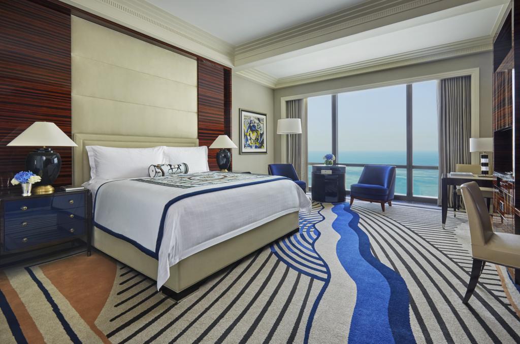 Deluxe Room King Bed